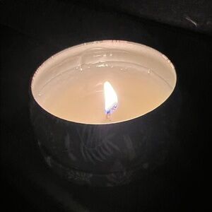 Aqua de Soi Natural Soy Candle -Pura Vida - 9 oz single wick - NWOB